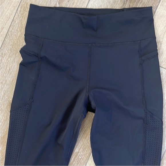 Sweaty Betty Zero Gravity High-Waisted 7/8 Leggings- Black - Picture 4 of 13